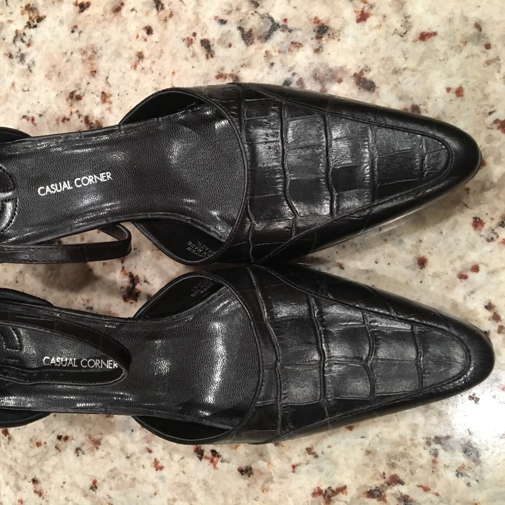 NEW Casual Corner Black Ankle Strap Heels size 5